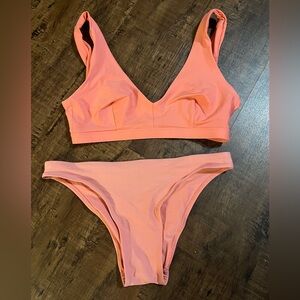 🌸 Lululemon Active Bikini Set – Top + Bottom (Size Small) 🌸